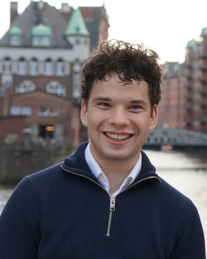 Finn Schmidt, Gründer von WellDone